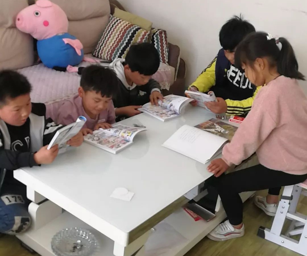 北京彩虹公益基金会 (13).jpg